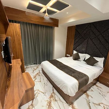 Hotel Palak Villa Amhedabad Dış mekan fotoğraf