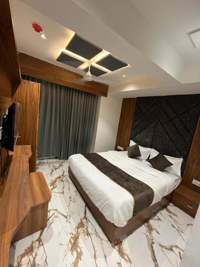 Hotel Palak Villa Amhedabad Dış mekan fotoğraf